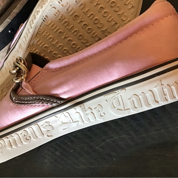 Juicy Couture Pink Satin Bling Slip On Boat Shoes - Picture 15 of 16